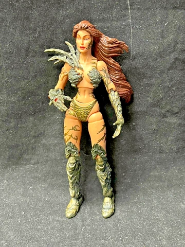 Legendary Heroes Sara Pezzini Witchblade Toybiz Figure - Loose Cover