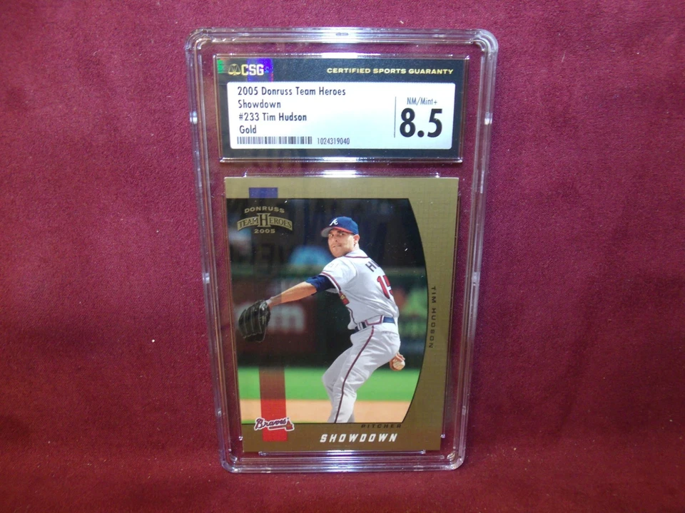 TIM HUDSON 2005 DONRUSS TEAM HEROES SHOWDOWN GOLD 10/10 #233 CSG 8.5 - Image 1 of 1