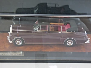 Matrix Rolls Royce Phantom VI Landaulette granate y negro 1973 escala 1:43 - Imagen 1 de 2