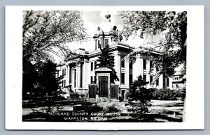 WAHPETON ND RICHLAND COUNTY COURT HOUSE VINTAGE ECHTFOTO POSTKARTE RPPC - Bild 1 von 2