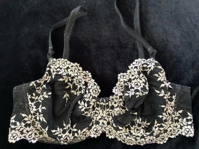 Wacoal 65191 Embrace Lace 34D Black/Ivory Floral Lace Unlined Underwire Bra - Image 1 of 4