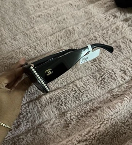 Authentic Chanel Sunglasses 5480 H 622/S6 Black/Gold Pearl - Picture 1 of 3