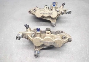 Juego de pinzas de freno delanteras derecha e izquierda Suzuki Hayabusa GSX1300R GW71A OEM - Imagen 1 de 7