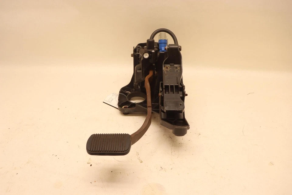 Pedal de freio de estacionamento Ford Flex Park 2013-2019 com suporte OEM - Imagem 1 de 4