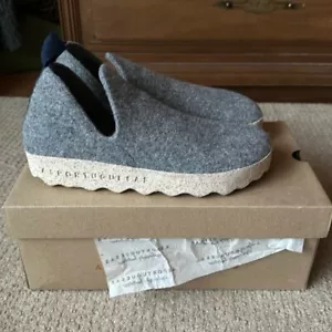 asportuguesas size 42. New in box in color concrete. - Picture 1 of 6
