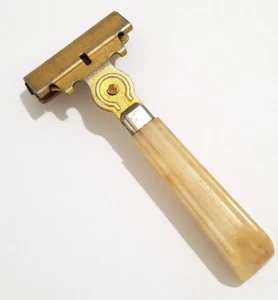 Vintage Eversharp Schick Injector Safety Razor Type G Bakelite Handle USA 1940s - Picture 1 of 7