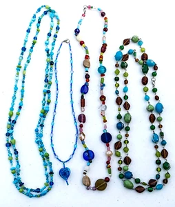 Lote de 4 collares de cuentas de vidrio de colección a la actualidad - Imagen 1 de 2