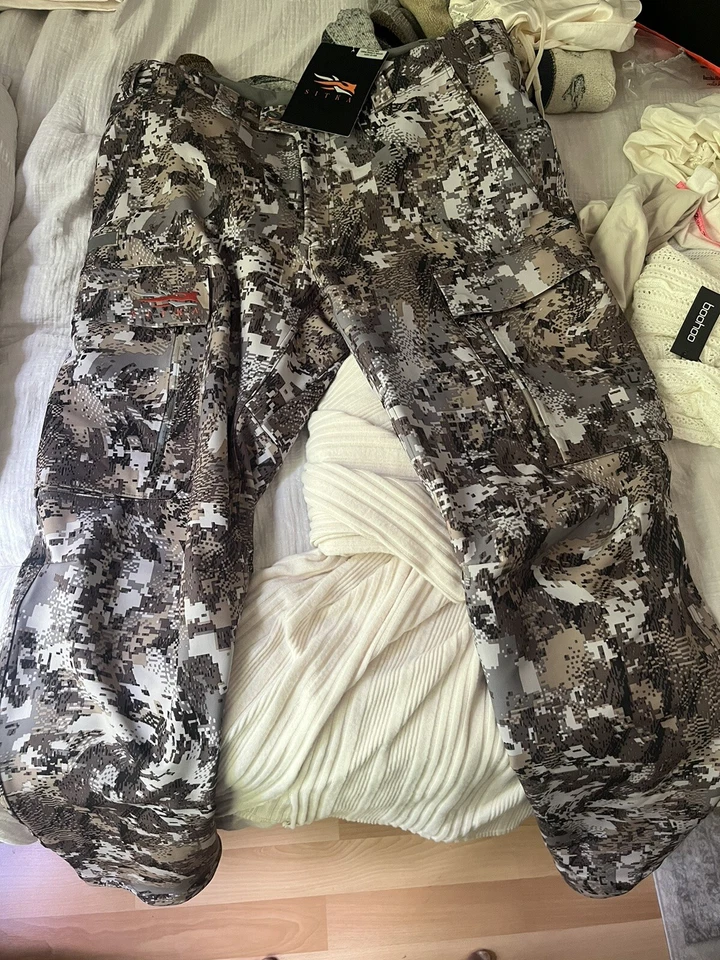 Sitka Gear Equinox Pants - Size 40R - Image 1 of 1