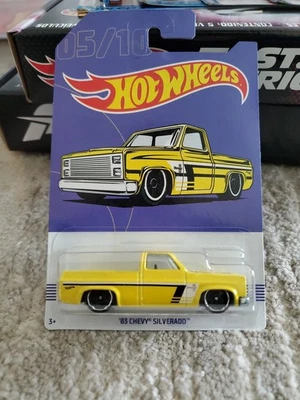 Chevy Silverado D Hot Wheels Walmart Exclusive American Truck Series 5/10 - '83 Foto 1 de 4