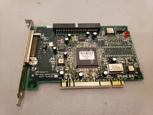 Tarjeta Controladora Adaptador SCSI Adaptec AHA-2940/2940U PCI 50 pines De Colección *Probado - Imagen 1 de 3