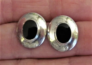 Vintage Sterlingsilber 925 oval schwarzer Onyx Modernist 5/8" x 1/2" Ohrringe 3,46 Gramm - Bild 1 von 5