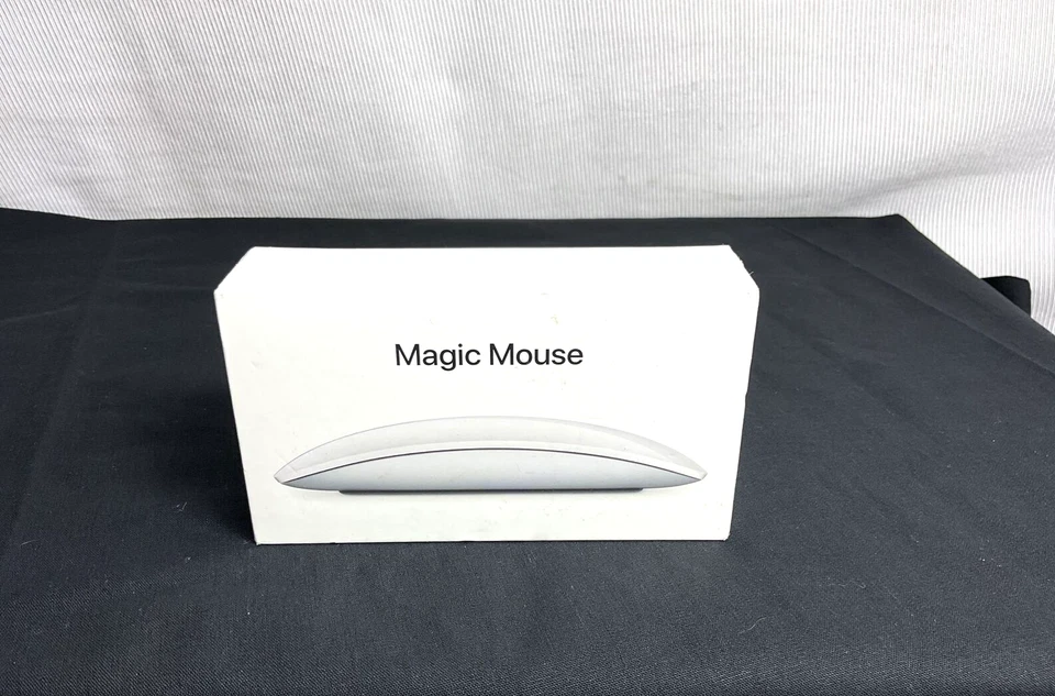 Apple Magic Mouse 2 Wireless Mouse - Silver (MLA02LL/A) Brand New Sealed free sh - Image 1 of 4