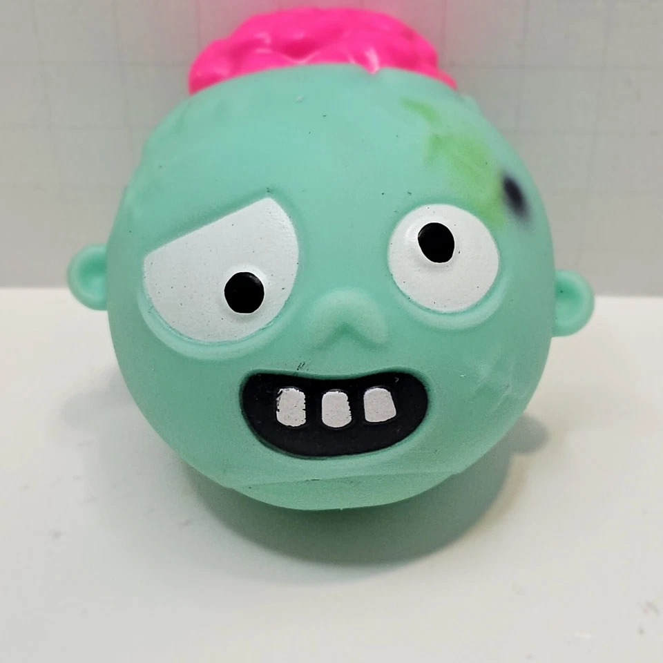 Zombie Squishy Halloween Squeeze Head Bopper Toy brain explodes and pops out - Image 1 of 4