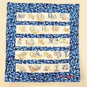 Gebrauchte Kinder Alphabet und Junge Druck Handarbeit Quilt Wand Dekor Matte 34x36 - Bild 1 von 7