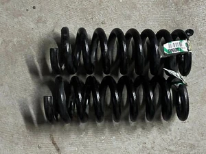 2013 - 2023 Dodge Challenger Genuine Factory Rear Coil Springs OEM #05181904AC - Bild 1 von 2