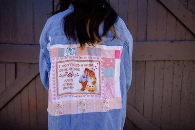 Camisa Denim Reciclada XL Mujer Cottagecore Magnolia Bolsillo Oso de Peluche Acolchado Foto 1 de 4