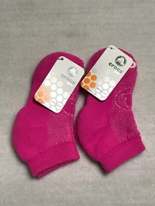 2 Pair Crocs Gear Socks Pink Size 5-7 71% Acrylic 23% Nylon 6% Elastin NEW - Picture 1 of 3