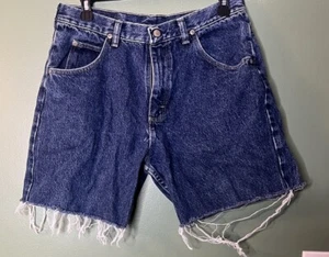 Wrangler Jean Shorts Big Kids Size 16 Husky Carpenter Blue Medium Wash Denim - Picture 1 of 5