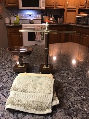 Винтажный MCM коричневый акриловый Lucite вручную полотенце бар вешалка пьедестал мыло блюдо 4шт   - Изображение 1 из 4