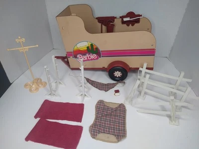 Vtg Mattel Barbie Doll 80s Dallas Horse Box  #3312 Traveling Trailer Accessories - Image 1 of 4