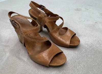 NAYA Brown Leather Slingback Ceilia Sandals Heels Wood Block Comfort 6.5 N - Image 1 of 4