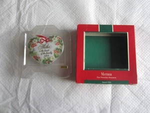 1989 Hallmark Keepsake Mother Fine Porcelain Ornament - Picture 1 of 2