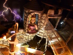 Pinball Medieval Madness & Remake 3D DAMISELA Princesa Mod en Rosa/Verde/Azul MMR - Imagen 1 de 4