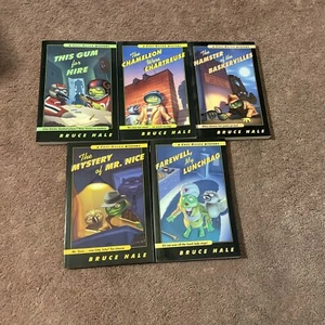 A Chet Gecko Mystery 5  book lot by Bruce Hale Paperbacks Excellent - Picture 1 of 1
