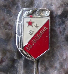 1984 FK Vojvodina Serbia Yugoslavia Football Club 70th Anniversary Pin Badge - Picture 1 of 2