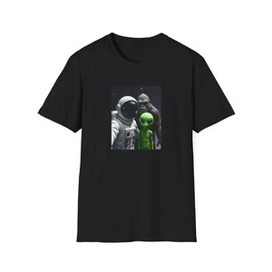 Spaceman Alien Bigfoot Selfy Softstyle T-Shirt, Astronaut, Cosmic Crew, Funny. - Picture 1 of 9