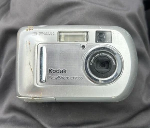 Kodak EasyShare CX7300 3.2MP Digital Camera Silver - Picture 1 of 8