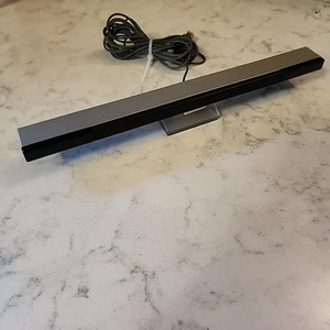 Nintendo Wii OEM Sensor Bar Wired Official RVL-014 w/ Stand For Wii And Wii U - Picture 1 of 4