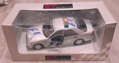 UT MODELS 1/18 - 26105 MERCEDES BENZ C CLASS AMG SAFETY CAR F1 1997 - Image 1 of 4