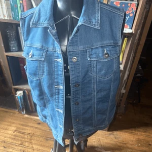 One World distressed basic L stretchy denim classic vest - Picture 1 of 4