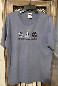 VTG Kennedy Space Center Nasa Men's 100% Cotton Embroidered T-Shirt Blue Gray L - Picture 1 of 9