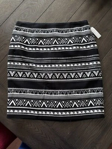 Elliott Lauren Rock schwarz weiß Aztekenmuster Größe 4 (F2) - Bild 1 von 7