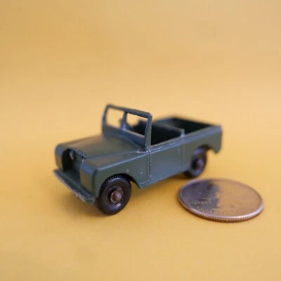 VINTAGE  LESNEY MATCHBOX #12B LAND ROVER SERIES II - Image 1 of 4