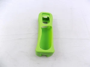 Nintendo Wii Remote Silicone Protector - Yoshi Lime Green - Picture 1 of 2