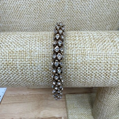 Pulsera elástica de cristal tono dorado con cierre magnético Ann Taylor Foto 1 de 4