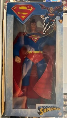 Boneco de ação Superman 14 polegadas (Warner Bros Movie World, 2005) lançado para… - Imagem 1 de 2