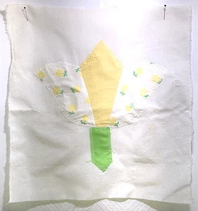 Vintage Quilt Block Flour Sack Primitive Bold Tulip approx 15.5 x 16.5 Pastel - Picture 1 of 3