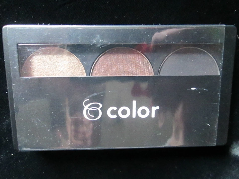 NEW SEALED~~  BeautiControl Mineral Shadow Trio SULTRY 18370 (BLACK, BROWN, TAN) - Image 1 of 1