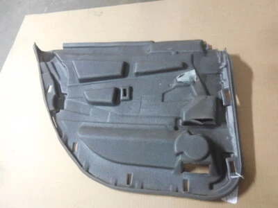 Audi A6 Quattro 1998-2004 aislamiento interior puerta pasajero derecho trasero #3 Foto 1 de 2