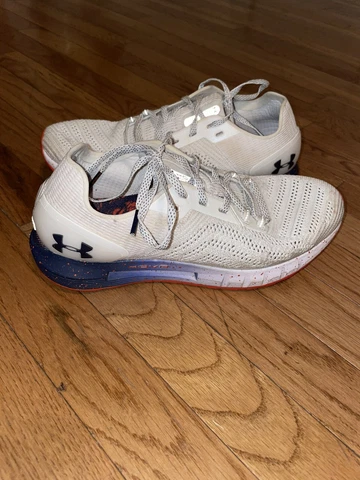 Men's Under Armour White Auburn Tigers HOVR Sonic 2 Shoes - Size 9 Cover