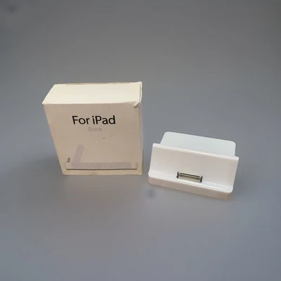 Apple iPad 2 Dock MC940ZM/A A1381 30 pin Official Nostalgia Old School Y2K - Image 1 of 3