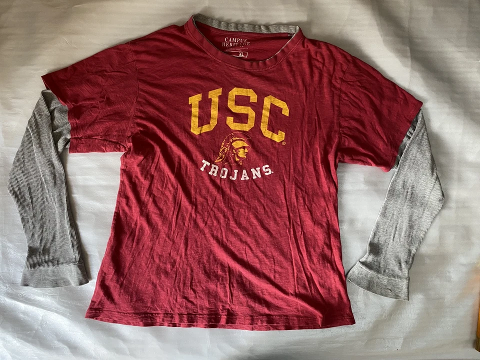 Camiseta Campus Heritage USC Troyanos Gráfica Roja Talla XL Manga Larga Informal Foto 1 de 4