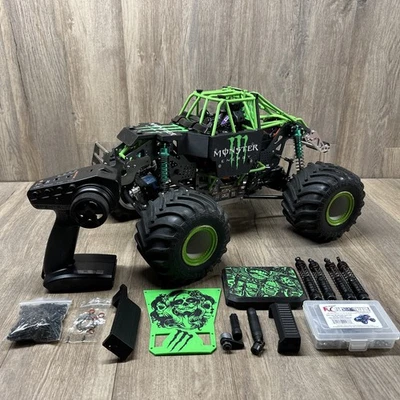 Losi LMT 2.0 Grave Digger Solid Axle 4x4 RTR Brushless Monster Truck (READ) - Image 1 of 4