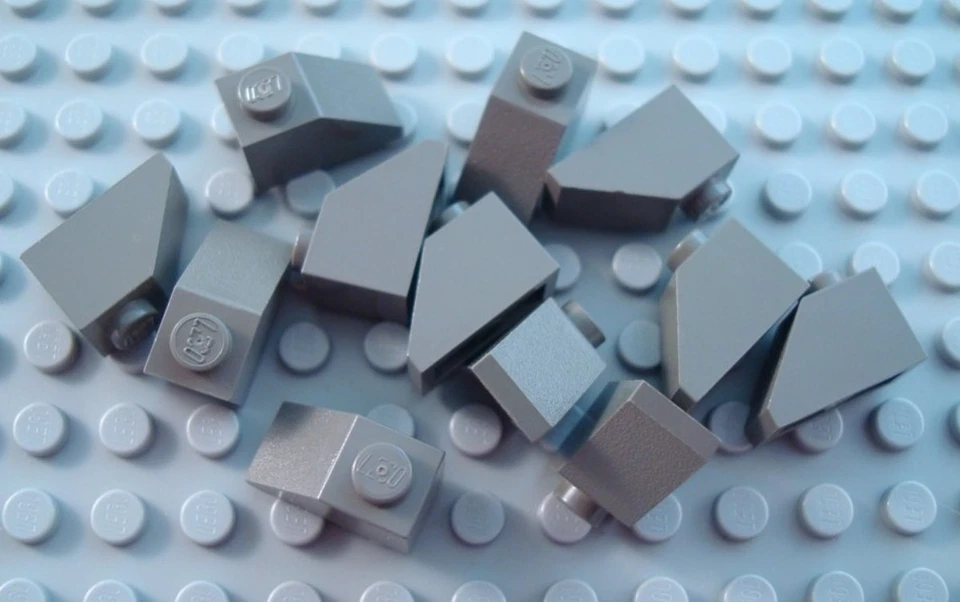 LEGO Lote de 12 pendientes de techo gris oscuro 2x1 Foto 1 de 1