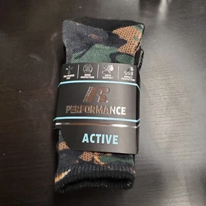 RUSSELL Performance CREW SOCKS Camo BOYS Size S SMALL 3 pk Shoe sz 4.5 - 8.5 - Picture 1 of 8