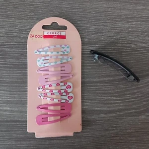 BNWT Girls Hair Clips & Black Hair Clip - white pink blue love heart - Picture 1 of 3